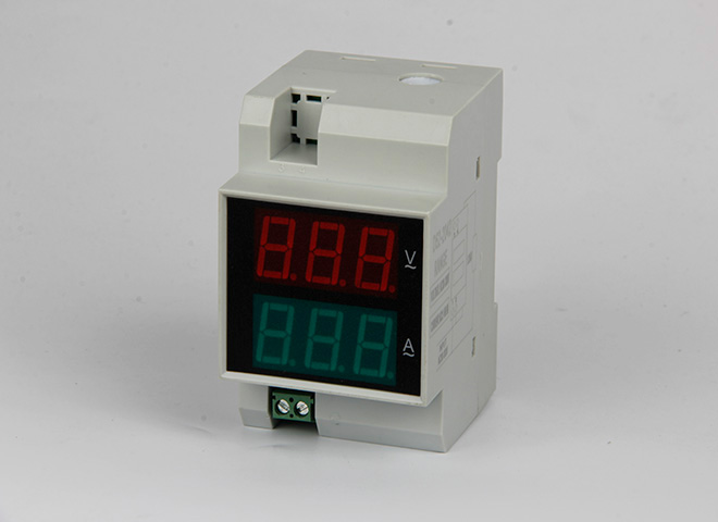 D52-2042型导�w轨式数显交流电压、电流双显∏表